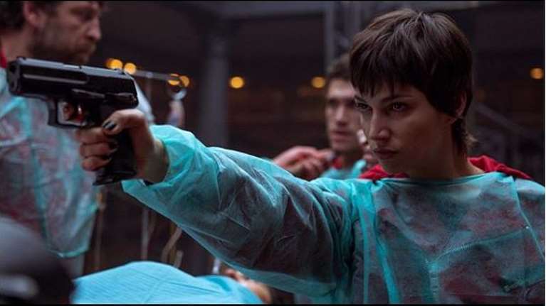 La Casa De Papel: Η αινιγματική ανάρτηση της "Τόκιο" στα ελληνικά, που έγινε viral - Ντυμένη αρχαία Ελληνίδα [Εικόνα]