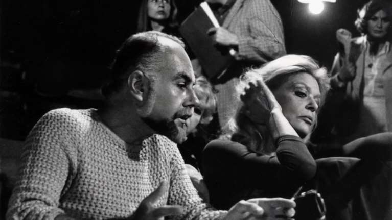 Από τον Τσαρούχη και τη Μερκούρη ως τον Φελίνι και την Φόντα - Η εκρηκτική ζωή του Ανδρέα Βουτσινά