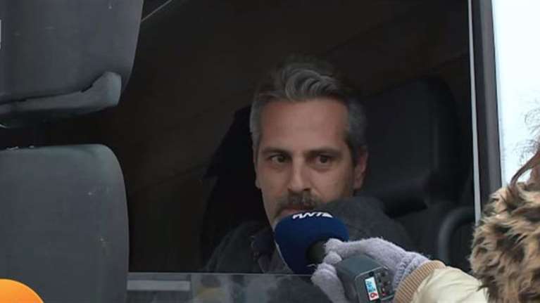 Αττική Οδός - Μαρτυρία εγκλωβισμένου οδηγού: Ενας φαντάρος πέρασε και μου έδωσε απλά μια χούφτα σταφίδες