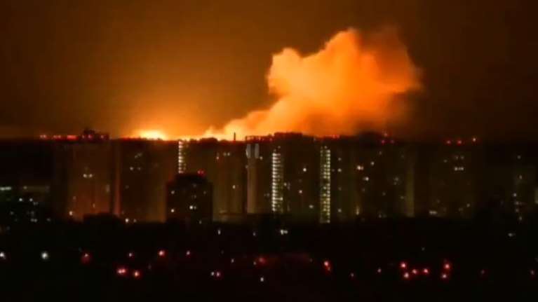 Πόλεμος στην Ουκρανία: Δυνατές εκρήξεις στο Κίεβο μετά το τέλος των διαπραγματεύσεων [Βίντεο]