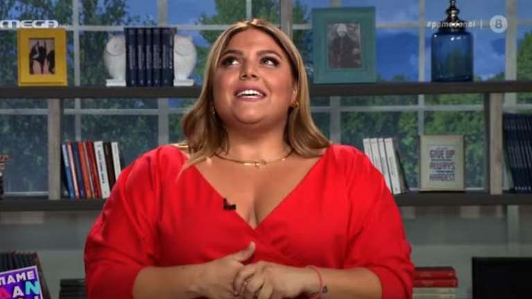 &quot;Πάμε Δανάη&quot;: Η Δανάη Μπάρκα έκανε πρεμιέρα στα κόκκινα, με τρακ, αλλά και δάκρυα [βίντεο]