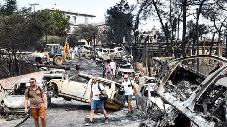Συγκλονίζουν οι καταθέσεις για το Μάτι: Ο βασικός υπεύθυνος για τα εναέρια μέσα έπινε καφέ με θέα τη φωτιά