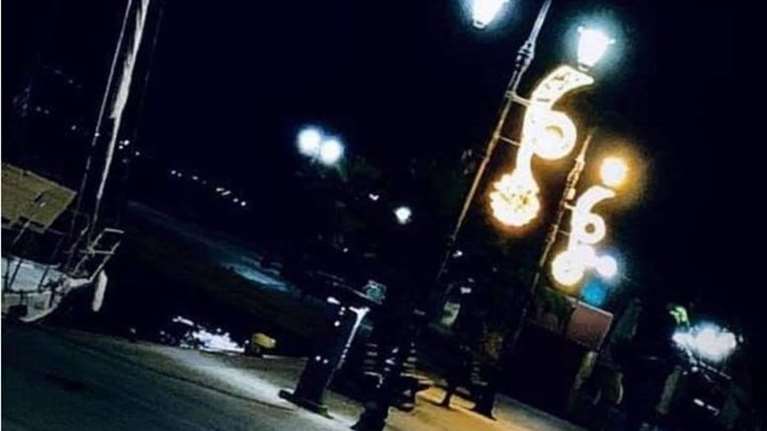 Το τερμάτισαν στη Χαλκίδα με τον χριστουγεννιάτικο στολισμό: Καταγγέλλουν ότι σχηματίζει το &quot;666&quot;