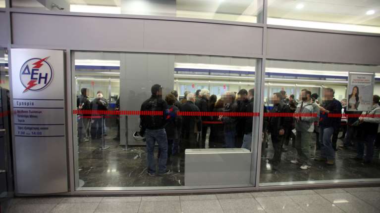 Κλειδώνει πακέτο έξι μέτρων για την ενέργεια και τους λογαριασμούς του ρεύματος – Τι θα περιλαμβάνει