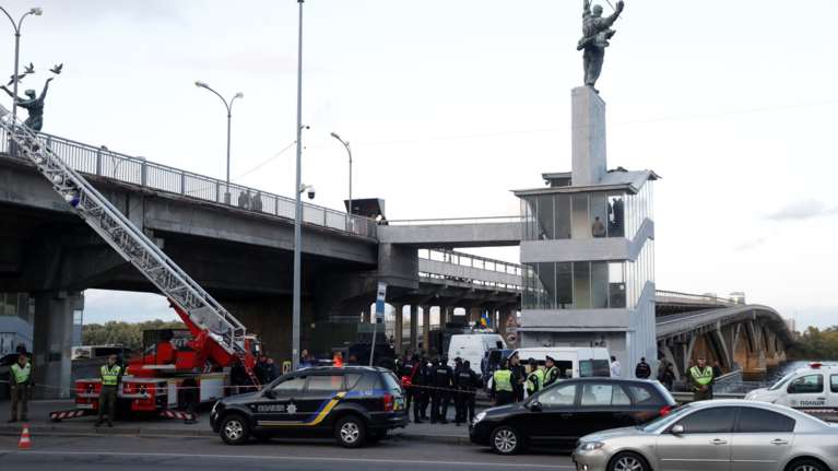 ΥΠΕΞ: Με εμπορικές πτήσεις μπορούν να αναχωρούν από την Ουκρανία όποιοι από τους 100.000 ομογενείς θέλουν