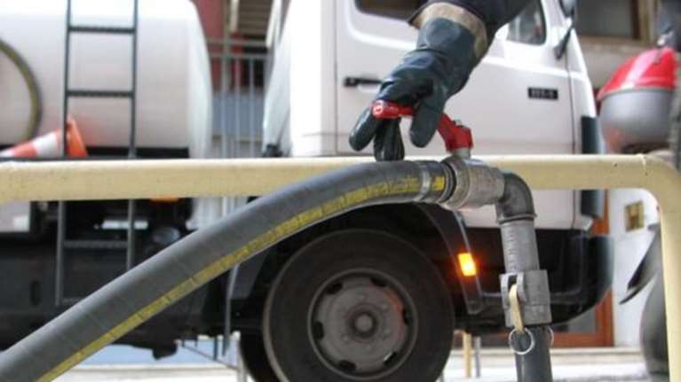 Ερχονται δύο &quot;μόνιμα&quot; μέτρα κατά της ενεργειακής ακρίβειας - Κλειδώνει το σχέδιο για ρεύμα, πετρέλαιο, φυσικό αέριο