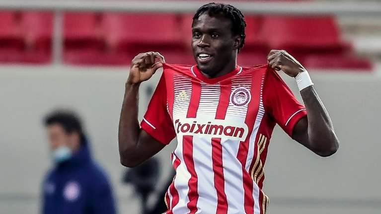 Ολυμπιακός - ΑΕΚ: 2-0 στο ντέρμπι του Καραϊσκάκη