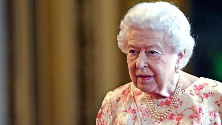 Βασίλισσα Ελισάβετ: Σύσταση των γιατρών της να ξεκουραστεί και να απέχει από επίσημες εμφανίσεις