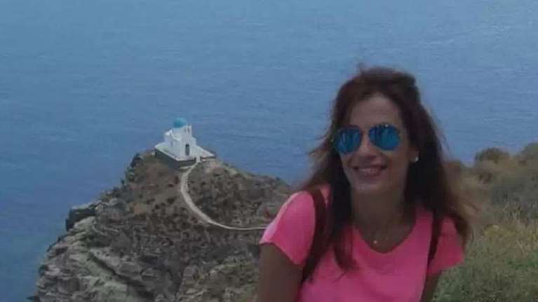 Λαμία: Θλίψη για τον πρόωρο χαμό μητέρας τριών παιδιών - Επασχε από τη νόσο του Χόκινγκ