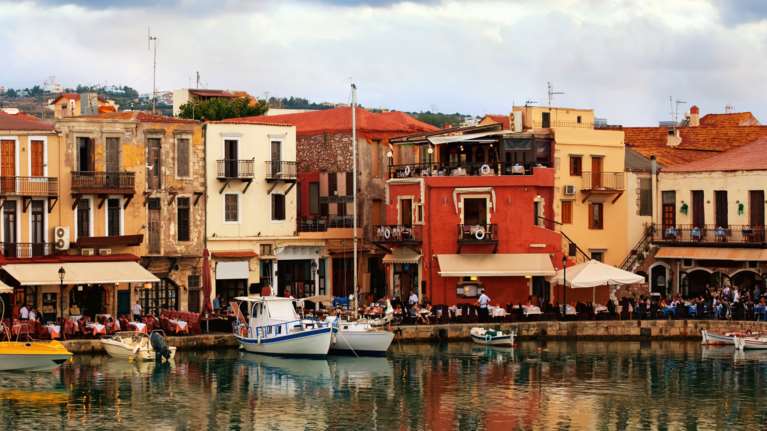 Μίνι lockdown και στο Ρέθυμνο - Παράταση των μέτρων σε Χανιά και Ηράκλειο έως 25 Αυγούστου