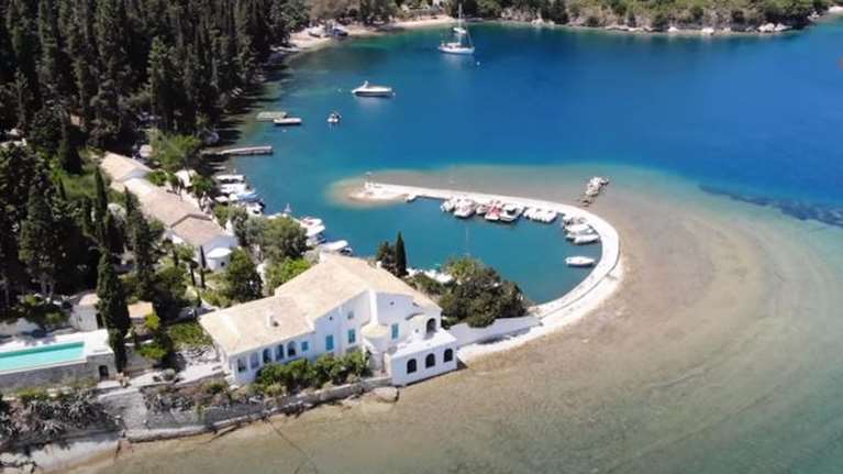 Κουλούρα: Το άγνωστο καλοκαιρινό &quot;καταφύγιο&quot; αρκετών διασημοτήτων από όλο τον κόσμο [βίντεο]