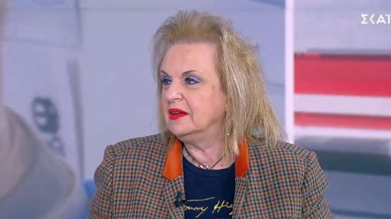 Παγώνη: &quot;Οχι&quot; σε όρθιους στην εστίαση και στα καρναβάλια - Μάσκα θα φοράμε και το Πάσχα