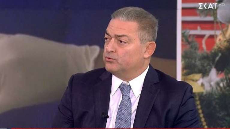 Βασιλακόπουλος: Η τρίτη δόση είναι το απόλυτο εργαλείο για να μην βλέπουμε θανάτους και νοσηλείες