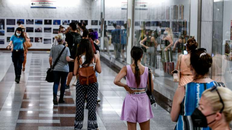 &quot;Βόμβα&quot; από τον Αρκουμανέα: Κοντά στα 3.000 τα σημερινά κρούσματα κορονοϊού