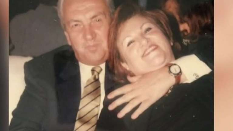 Η αδελφή του Κοντομηνά απαντά στον &quot;κακοηθέστατο&quot; Μαστοράκη: Μόνο χολή ξέρει να βγάζει - Κάποιος έκλεψε...