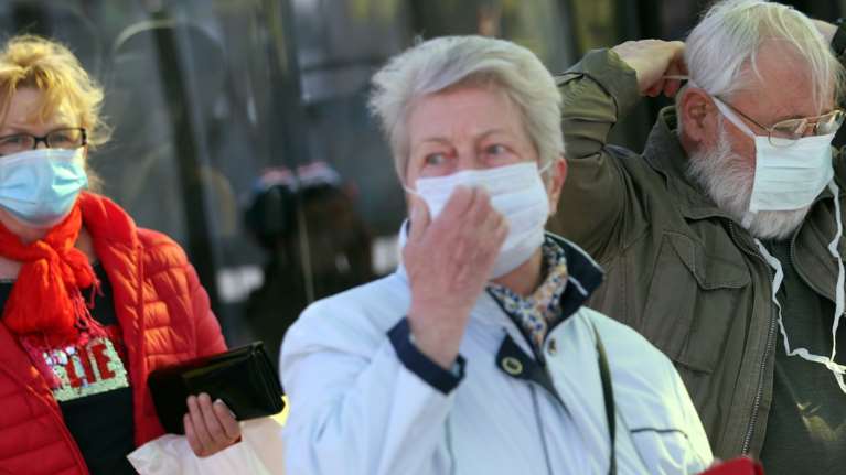 Καθηγητής Παναγιωτόπουλος: Στόχος πλέον η ελεγχόμενη πορεία του κορονοϊού για να αποκτήσουμε ανοσία