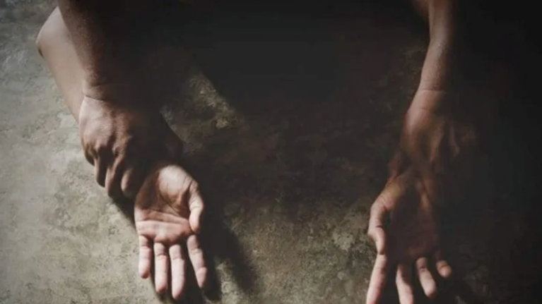 Πάτρα: 30χρονη καταγγέλλει βιασμό από τον εργοδότη της