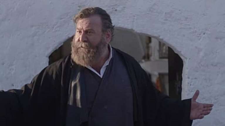 Αγριες Μέλισσες - Κωστής Σαββιδάκης: Από γραφείο τελετών μου πρότειναν να γίνω guest star σε κηδείες