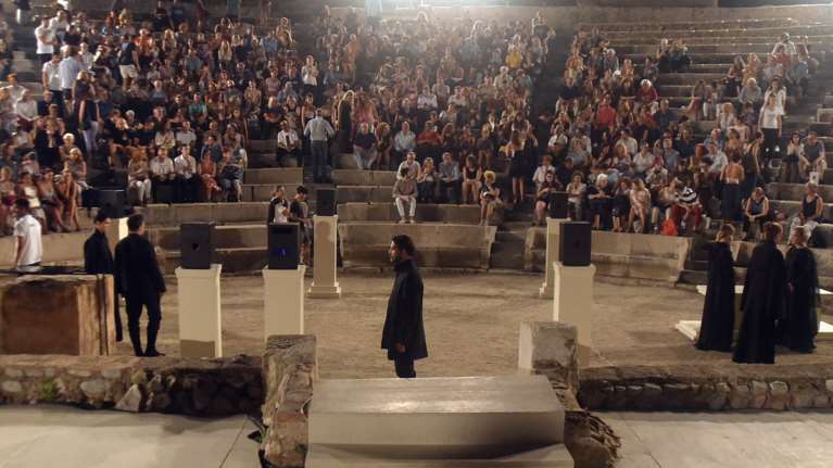 Φεστιβάλ Αθηνών - &quot;Βάτραχοι&quot;: Η επόμενη παράσταση στην Επίδαυρο θα παρουσιαστεί σε livestreaming σε όλο τον κόσμο