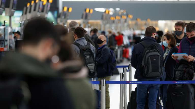 Επίσημο: Παραμένει εκτός &quot;πράσινης λίστας&quot; της Βρετανίας η Ελλάδα - Στην &quot;πορτοκαλί&quot; και η Πορτογαλία