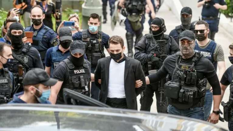 Αποχαιρετισμός στο 2021 με 13 φωτογραφίες - Οι ειδήσεις που σημάδεψαν τη χρονιά που φεύγει [εικόνες]