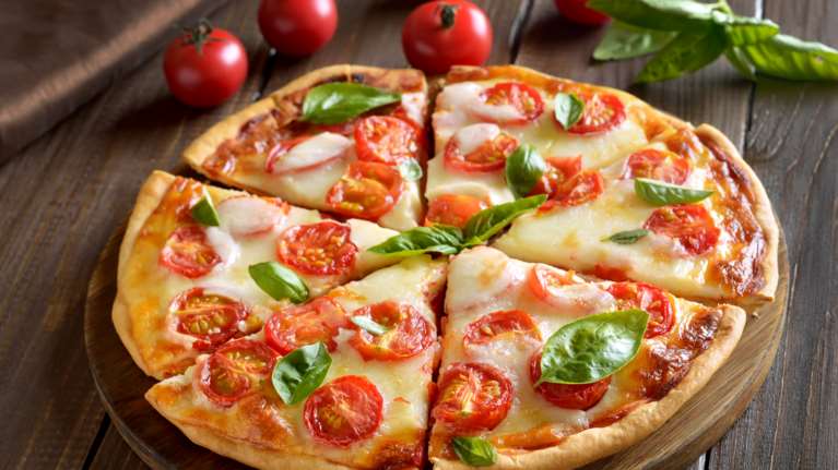 Από πού πήρε το όνομά της η περίφημη πίτσα μαργαρίτα - Μία βασιλική ιστορία του 1889, στη Νάπολη