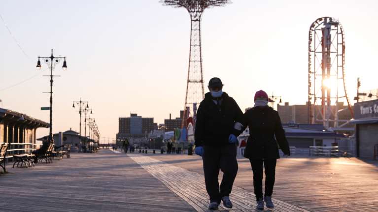 Κορονοϊός - Νέο &quot;μαύρο&quot; ρεκόρ για τις ΗΠΑ: Πάνω από 120.000 κρούσματα, 1.226 θάνατοι σε ένα 24ωρο