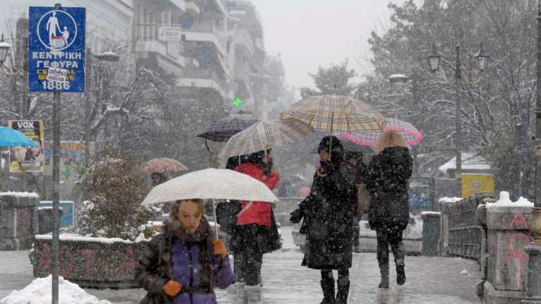 Νέο κύμα κακοκαιρίας από σήμερα με βροχές, καταιγίδες και χιόνια - Ποιες περιοχές θα &quot;χτυπηθούν&quot;