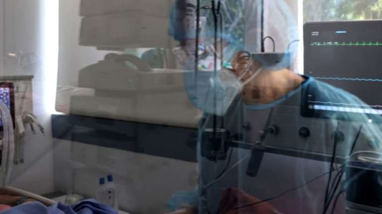 Στοιχεία σοκ: Ενα εξιτήριο για κάθε τρεις εισαγωγές στα νοσοκομεία - Προβλέψεις για πάνω από 750 διασωληνωμένους