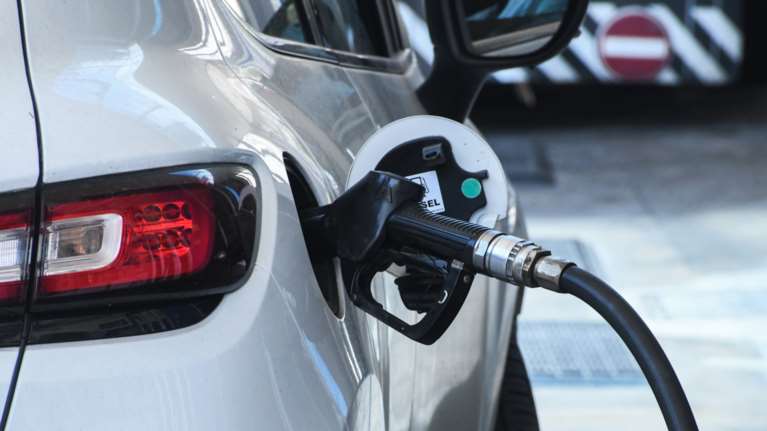 Πότε ανοίγει η πλατφόρμα για την επιδότηση καυσίμων - Οι δικαιούχοι και η διαδικασία