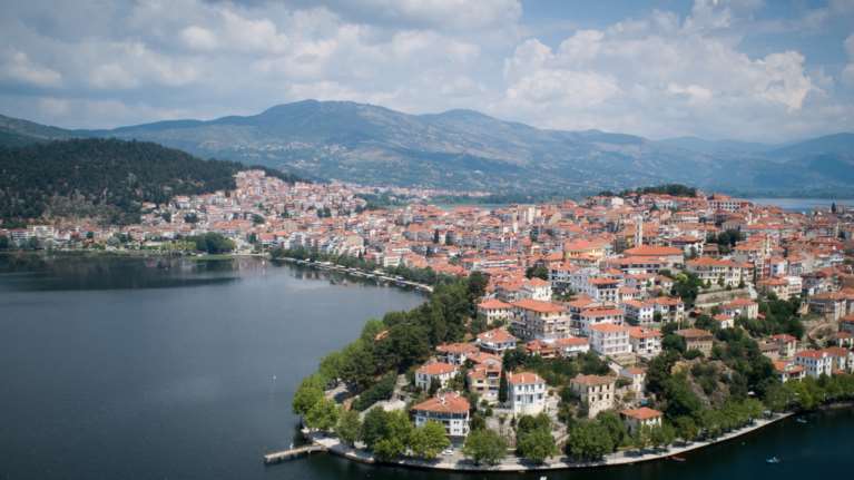 Κορονοϊός: Τα στοιχεία που οδήγησαν σε μίνι lockdown Δράμα, Καστοριά και Ξάνθη