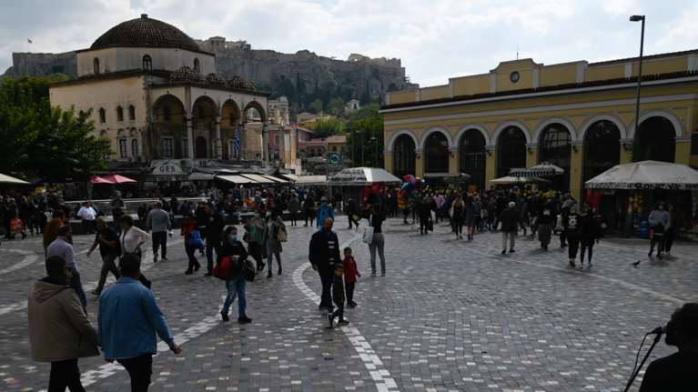 Κορονοϊός-Νέο μαύρο ρεκόρ: 80 νεκροί - 536 διασωληνωμένοι - 3.869 κρούσματα