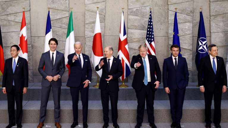 Σύνοδος Κορυφής: Το κείμενο συμπερασμάτων των 27 - "Τα εγκλήματα πολέμου στην Ουκρανία πρέπει να σταματήσουν"