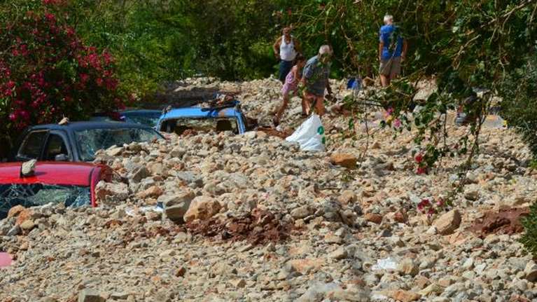 Κακοκαιρία Ιανός: Συγκλονιστική μαρτυρία κατοίκου της Ασσου: Πρέπει να έρθουν να μας ξεθάψουν