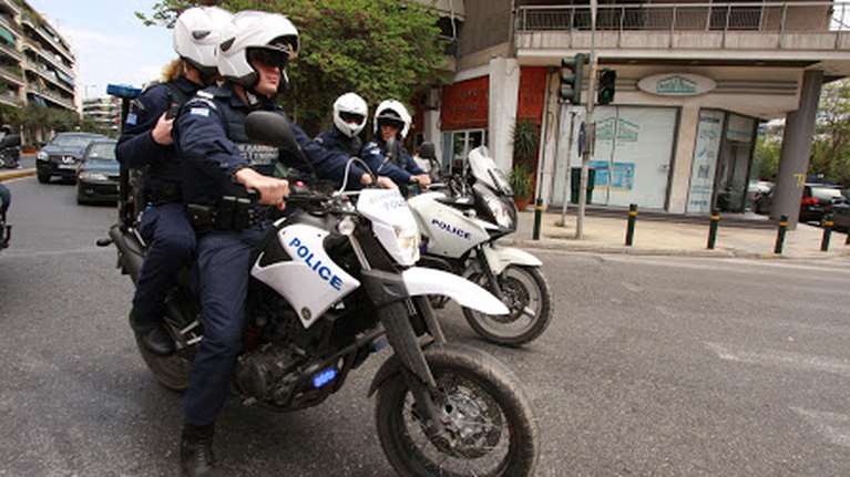 Πάτρα: Άγρια επίθεση σε 15χρονο - Τον μαχαίρωσαν δύο φορές