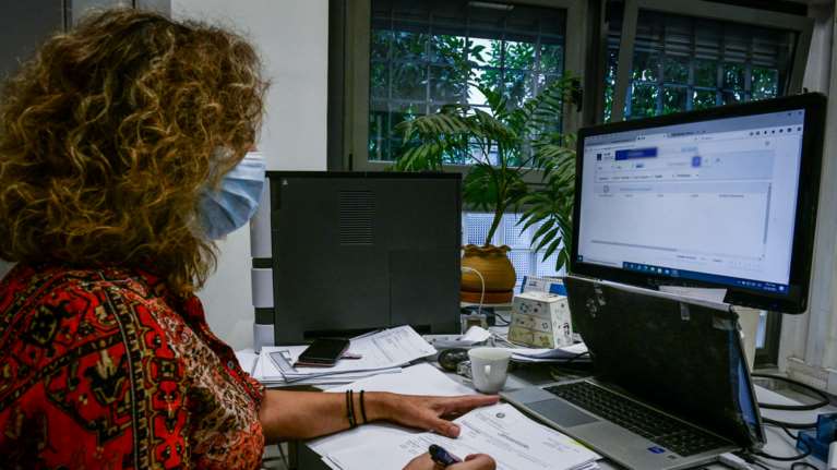 Ποιες ασφαλιστικές υποχρεώσεις παίρνουν παράταση για τον Φεβρουάριο