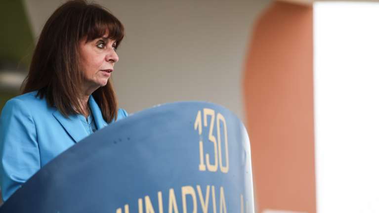 Σακελλαροπούλου από Λήμνο: Η Ελλάδα δεν απειλεί κανέναν αλλά δεν δέχεται και απειλές από κανέναν