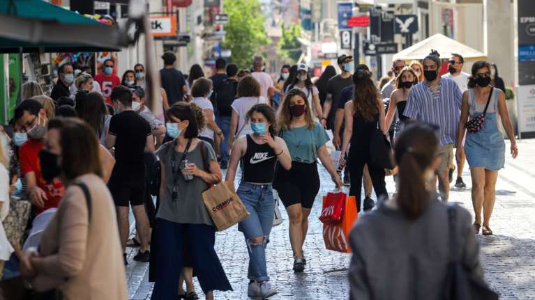 Σήμερα η καταβολή αποζημίωσης για τις αναστολές συμβάσεων εργασίας του Μαΐου