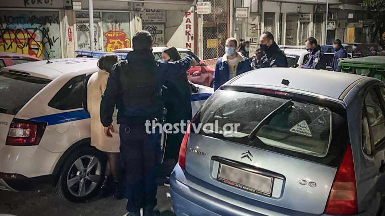 Θεσσαλονίκη: Εφοδος της ΕΛ.ΑΣ. σε κορονο-πάρτι Γάλλων φοιτητών - Κρύφτηκαν στις ντουλάπες