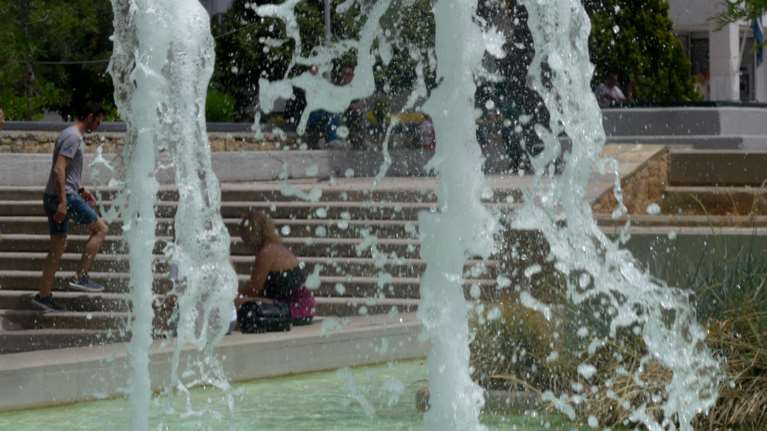 Καιρός: Ανεβαίνει η θερμοκρασία - Σε ποιες περιοχές θα βρέξει