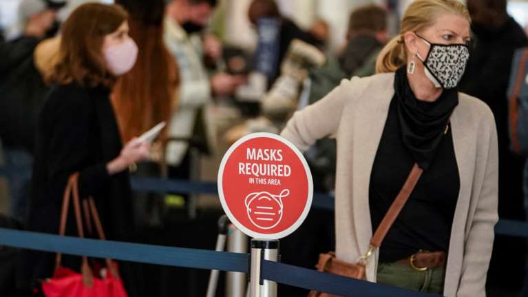 Μετάλλαξη Ομικρον - ΕΚΠΑ: Μειωμένη νοσηρότητα δείχνουν τα πρώτα στοιχεία