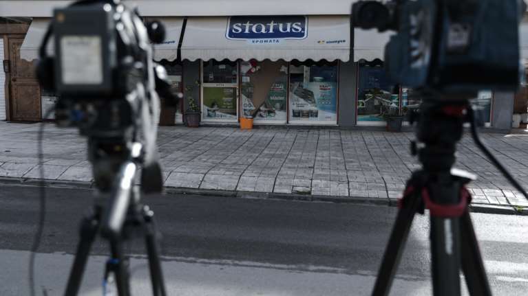 Εγκλημα στη Γλυφάδα: Οικονομικές διαφορές πίσω από τη δολοφονία - &quot;Ετρωγε τα λεφτά της μητέρας μου, δεν γινόταν άλλο&quot;