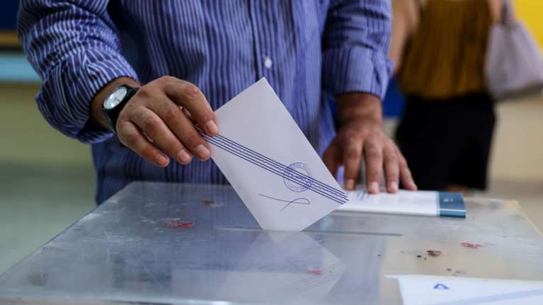 Δημοσκόπηση Pulse: 14 μονάδες η &quot;ψαλίδα&quot; ΝΔ-ΣΥΡΙΖΑ  - 7 στους 10 υπέρ των εμβολίων - Οι εκτιμήσεις για Τουρκία και oικονομία