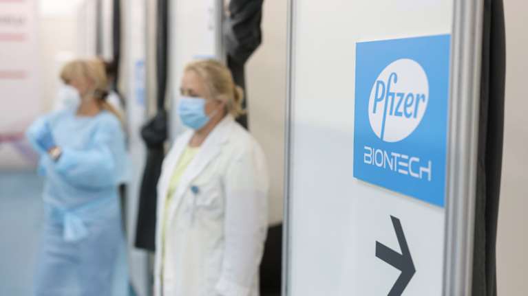 Σύνοδος Κορυφής: Καμπανάκι των 27 για τους εμβολιασμούς - "Η κατάσταση σε ορισμένα κράτη παραμένει πολύ σοβαρή"