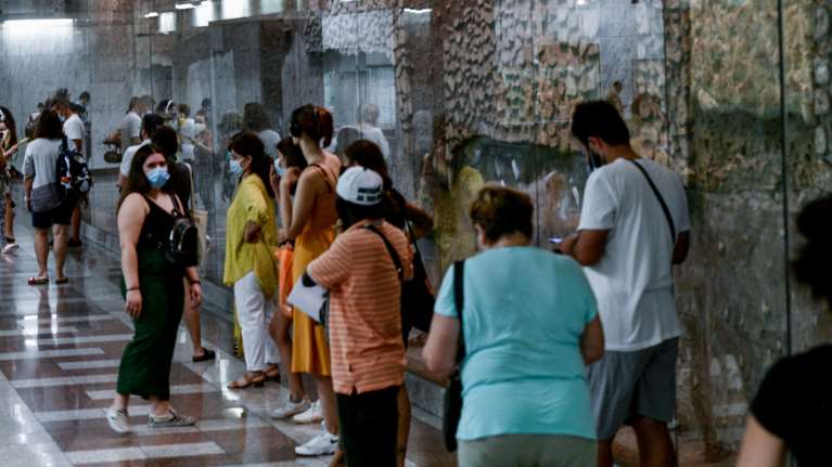 Αρκουμανέας: Τρομακτικός ο ρυθμός μετάδοσης της μετάλλαξης Δέλτα - Περίπου 3.000 τα κρούσματα και σήμερα