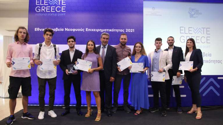 Τιμητικά βραβεία στις &quot;start up&quot; Swim.me και FlowOn από το Elevate Greece