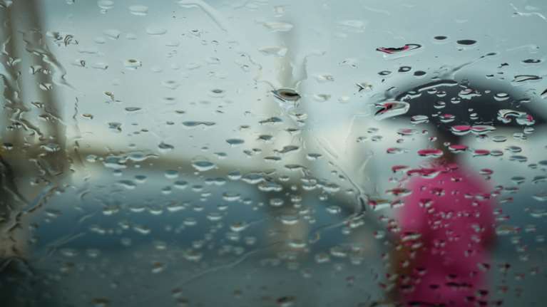 Κακοκαιρία Μπάλλος: Έρχεται από το βράδυ της Τετάρτης με καταιγίδες, ανέμους και πτώση της θερμοκρασίας