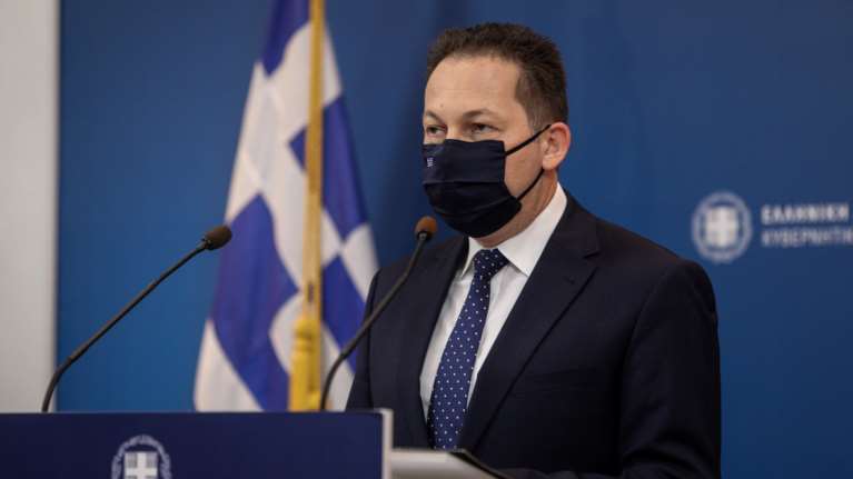 Κορονοϊός - Πέτσας: Δεν αποκλείουμε τα τοπικά lockdown, αλλά δεν είμαστε εκεί ακόμα