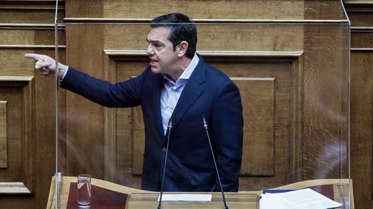 Τσίπρας για Μητσοτάκη: Ο Μωυσής μας προέκυψε Ηρώδης - Εκτός ΑΕΙ 30.000 μαθητές