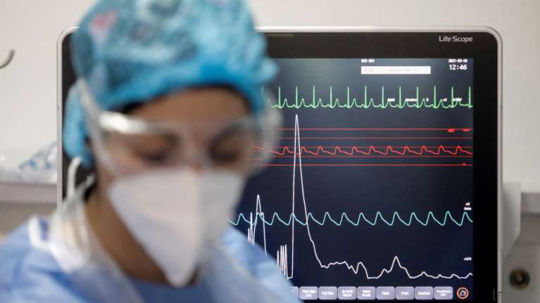 Πύργος: 34χρονη υπέστη εγκεφαλικό λίγες ημέρες μετά τον εμβολιασμό της